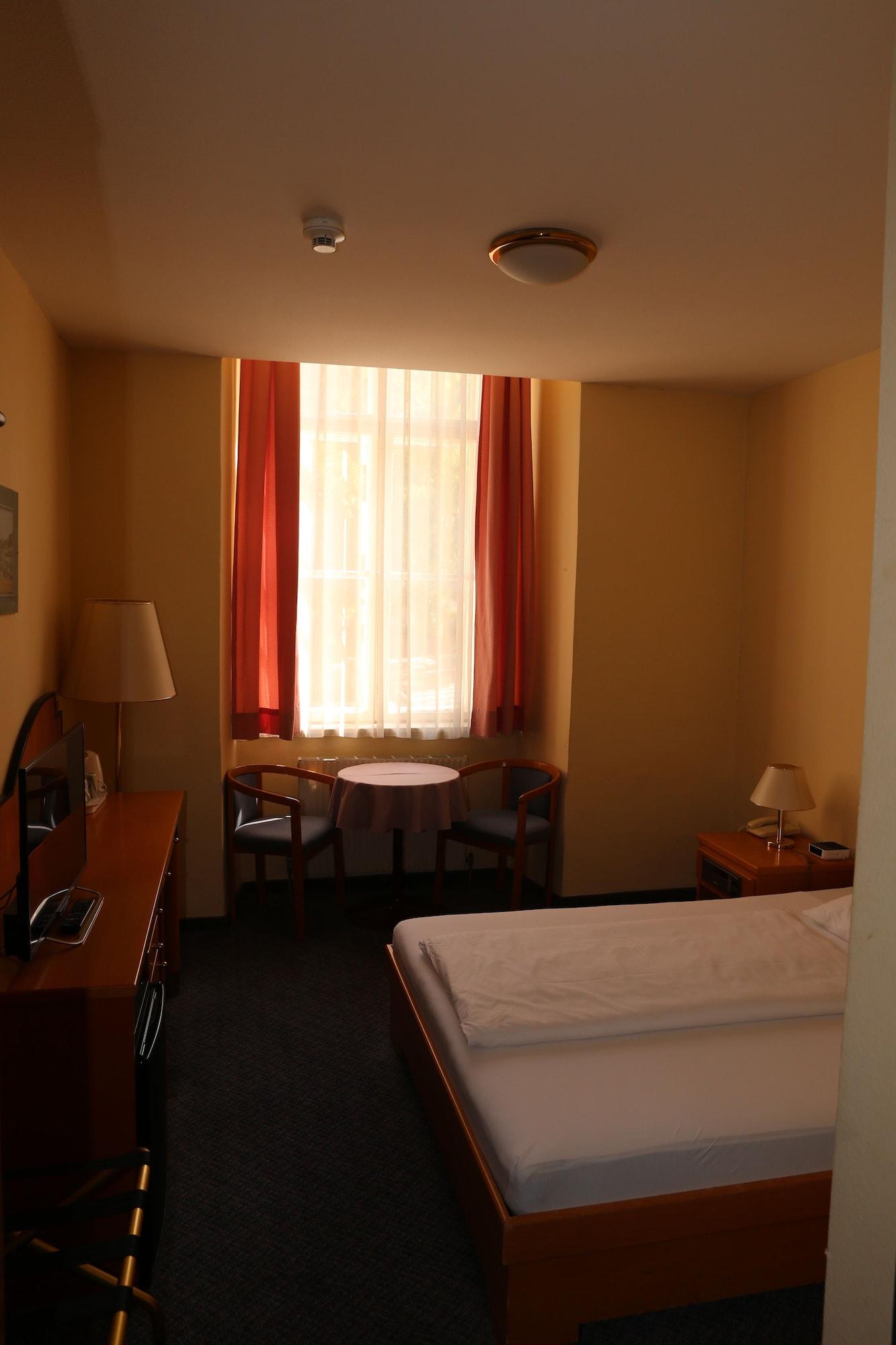 Very Central Apartments, 5 Min To City Center, No Reception Vienna Exterior photo