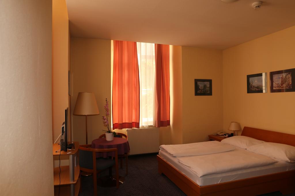 Very Central Apartments, 5 Min To City Center, No Reception Vienna Exterior photo